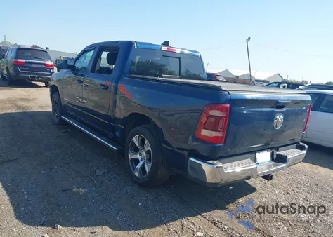 2021 Ram 1500 Big Horn 4X4 5'7 Box z USA, uszkodzony, nr VIN 1C6RRFFGXMN766581